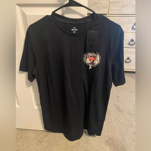 Under Armour T-shirt, men’s small